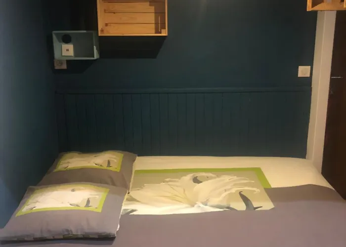 Agreable 4 Personnes Rdc 5min A Pieds Du Centre, Des Remontees Et Des Thermes 科特雷