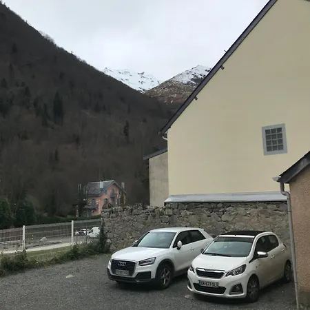Apartment Agreable 4 Personnes Rdc 5min A Pieds Du Centre, Des Remontees Et Des Thermes *