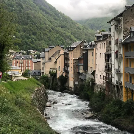 شقة Agreable 4 Personnes Rdc 5min A Pieds Du Centre, Des Remontees Et Des Thermes كوتيريه