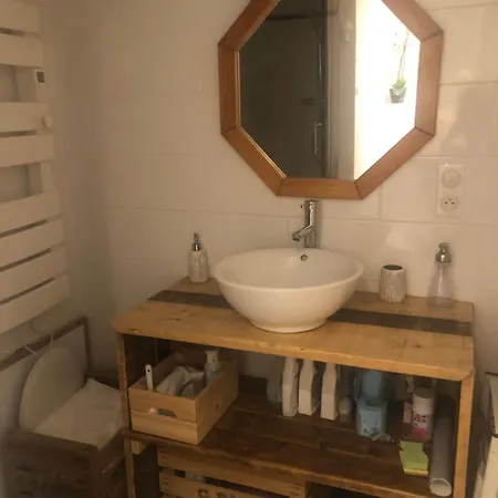 شقة Agreable 4 Personnes Rdc 5min A Pieds Du Centre, Des Remontees Et Des Thermes